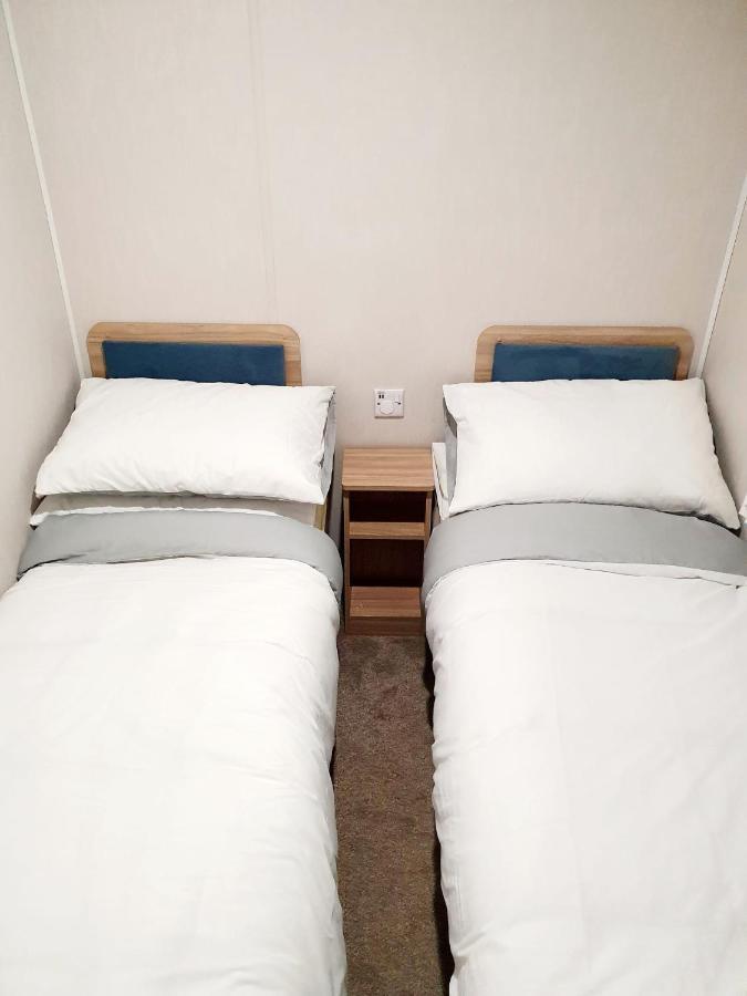 Parkview Caravan California Cliffs Горад Грэйт Ярмут Екстериор снимка